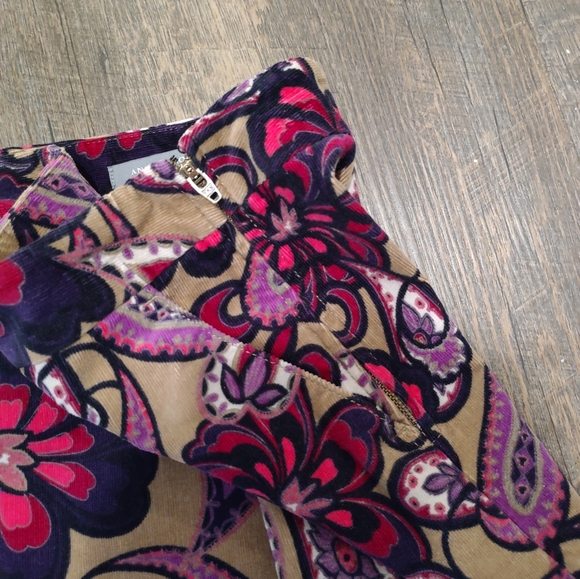 Ann Taylor paisley pattern skirt, corduroy material -  size 0 - Picture 7 of 9